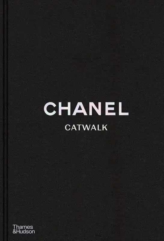 Chanel Catwalk / 2nd Edition Seizoensaanbieding