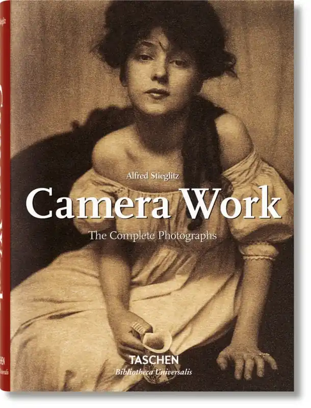 Camera work - Pam Roberts Nieuw